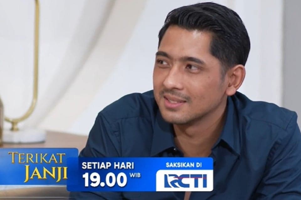 Sinopsis Sinetron 'Terikat Janji' Eps 25: Sena-Davina Kian Dekat, Dipa Jaga Rahasia Sinopsis Sinetron 'Terikat Janji' Eps 25: Sena-Davina Kian Dekat, Dipa Jaga Rahasia