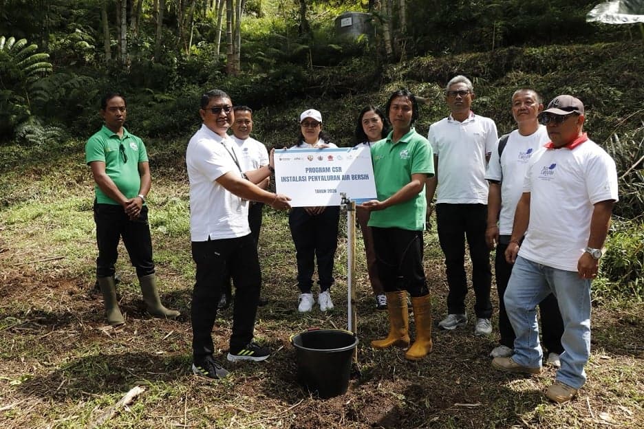 Hari Bumi, PLN Indonesia Power UBP Bali Tanam 1.000 Pohon dan Resmikan Sistem Air Bersih Hari Bumi, PLN Indonesia Power UBP Bali Tanam 1.000 Pohon dan Resmikan Sistem Air Bersih