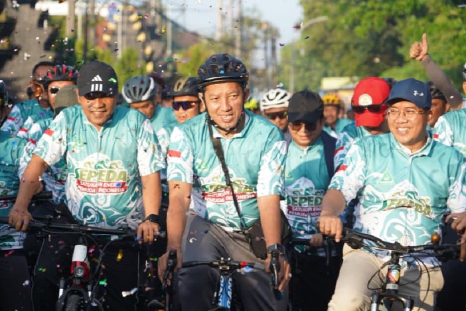Kenang Peran Ulama NU, GP Ansor Gowes Bangkalan-Jombang di Harlah ke-92 Kenang Peran Ulama NU, GP Ansor Gowes Bangkalan-Jombang di Harlah ke-92