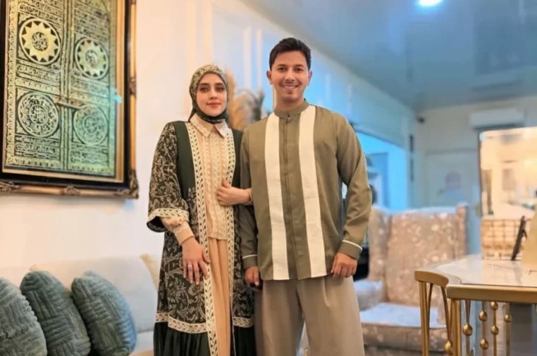 Geram! Keluarga Sonny Septian dan Fairuz A Rafiq Polisikan Akun Penyebar Hoaks Perceraian Geram! Keluarga Sonny Septian dan Fairuz A Rafiq Polisikan Akun Penyebar Hoaks Perceraian