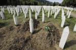 5 Fakta Pembantaian Srebrenica, Tragedi Kelam yang Menewaskan Ribuan Umat Muslim Bosnia 5 Fakta Pembantaian Srebrenica, Tragedi Kelam yang Menewaskan Ribuan Umat Muslim Bosnia