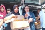 Pasar Minyak Murah Kartini Perindo Bali Diserbu Emak-emak di Karangasem Pasar Minyak Murah Kartini Perindo Bali Diserbu Emak-emak di Karangasem