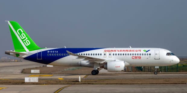 Pesawat Buatan China Siap Bersaing dengan Airbus dan Boeing Tahun Depan Pesawat Buatan China Siap Bersaing dengan Airbus dan Boeing Tahun Depan