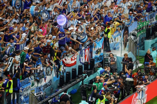 Ini Lagu Patriotik Pembakar Semangat Argentina di Piala Dunia 2022, Catat Liriknya! Ini Lagu Patriotik Pembakar Semangat Argentina di Piala Dunia 2022, Catat Liriknya!