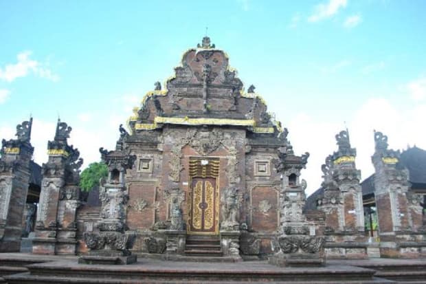 Sri Aji Kresna Kepakisan, Penguasa Bali yang Dikendalikan oleh Majapahit Sri Aji Kresna Kepakisan, Penguasa Bali yang Dikendalikan oleh Majapahit