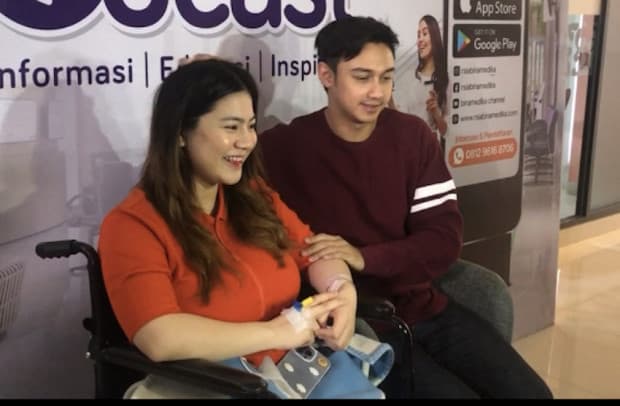 Senang Dikaruniai Anak Kedua, Caesar Hito: Seperti Reka Ulang Kelahiran Anak Pertama Senang Dikaruniai Anak Kedua, Caesar Hito: Seperti Reka Ulang Kelahiran Anak Pertama