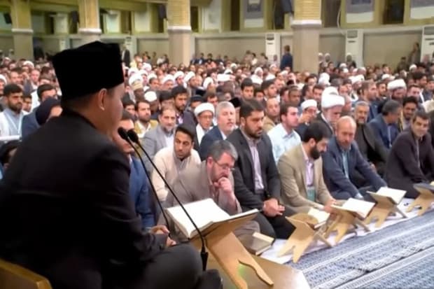 7 Irama Bacaan Al-Qur`an Paling Merdu yang Sering Dilantunkan Qari 7 Irama Bacaan Al-Qur`an Paling Merdu yang Sering Dilantunkan Qari