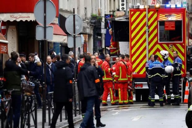 Penembakan Paris Tewaskan 3 Orang, Macron: Orang Kurdi-Prancis Target Serangan Keji