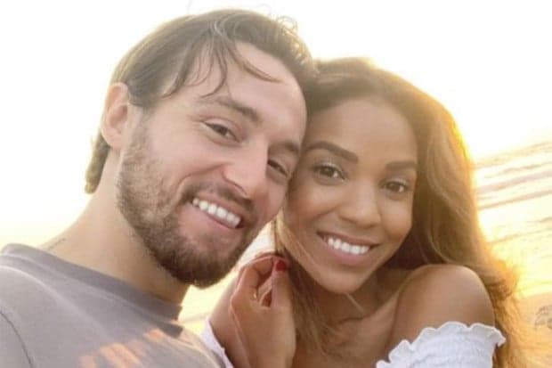 Profil Cacharel Day, Istri Punggawa Timnas Marc Klok yang Punya Body Goals bak ABG Profil Cacharel Day, Istri Punggawa Timnas Marc Klok yang Punya Body Goals bak ABG