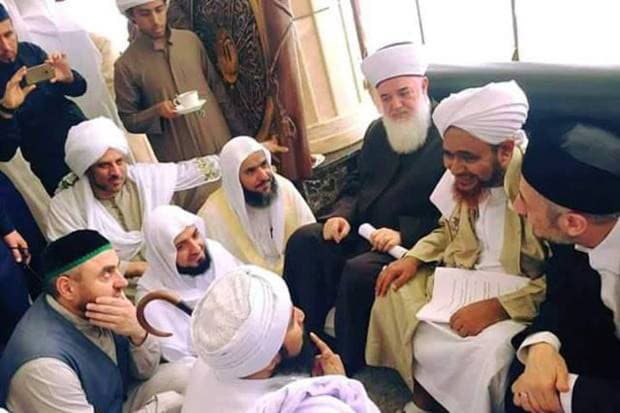 Dua Pusaka yang Ditinggalkan Nabi Muhammad SAW untuk Umatnya Dua Pusaka yang Ditinggalkan Nabi Muhammad SAW untuk Umatnya