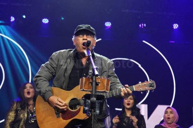 5 Penyanyi Solo Pria Indonesia dengan Tarif Termahal, Nomor Terakhir Jebolan KDI 5 Penyanyi Solo Pria Indonesia dengan Tarif Termahal, Nomor Terakhir Jebolan KDI