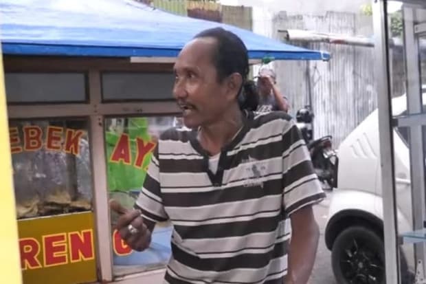Viral! Video Penjual Bubur Kacang Ijo Mahir 2 Bahasa Asing Viral! Video Penjual Bubur Kacang Ijo Mahir 2 Bahasa Asing