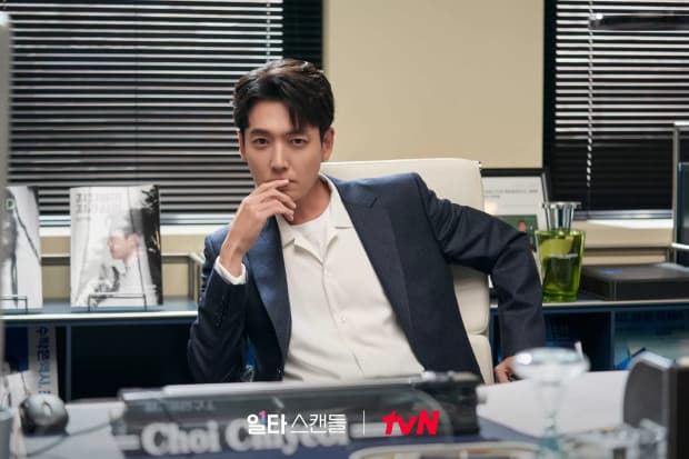 6 Drama Korea yang Dibintangi Jung Kyung-Ho, Pemain Crash Course in Romance 6 Drama Korea yang Dibintangi Jung Kyung-Ho, Pemain Crash Course in Romance