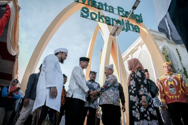 Dorong Lapangan Kerja di Tapal Kuda, Sukorejo Situbondo Lokasi Konferensi Wisata Religi Internasional Dorong Lapangan Kerja di Tapal Kuda, Sukorejo Situbondo Lokasi Konferensi Wisata Religi Internasional