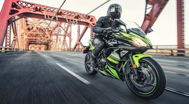 9 Rekomendasi Motor Gede untuk Pemula yang Bakal Bikin Kamu Jago Berkendara 9 Rekomendasi Motor Gede untuk Pemula yang Bakal Bikin Kamu Jago Berkendara