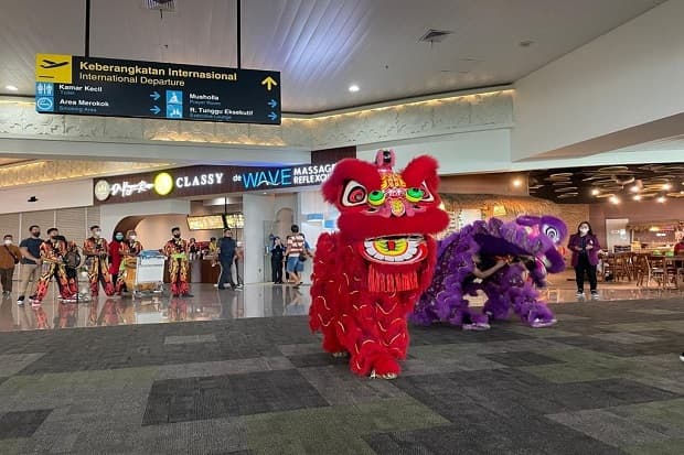 Meriahkan Imlek, Bandara-bandara Angkasa Pura I Hadirkan Barongsai Meriahkan Imlek, Bandara-bandara Angkasa Pura I Hadirkan Barongsai