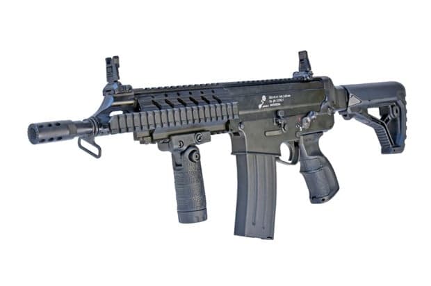 Spesifikasi SS2-V5 A1, Senapan Serbu Canggih Buatan Pindad dengan Kemampuan Mengerikan Spesifikasi SS2-V5 A1, Senapan Serbu Canggih Buatan Pindad dengan Kemampuan Mengerikan