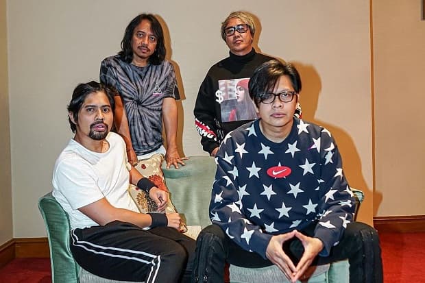 Pernah Lupa Lirik Lagu saat Manggung Bareng GIGI, Armand Maulana: Tapi Tidak Sering Pernah Lupa Lirik Lagu saat Manggung Bareng GIGI, Armand Maulana: Tapi Tidak Sering