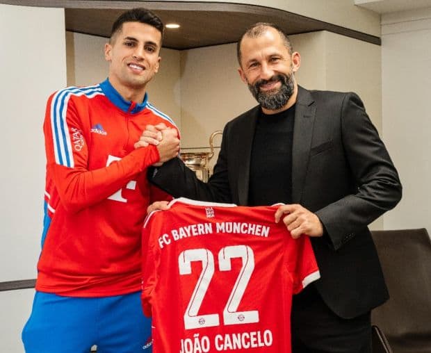 Bayern Munchen Pinjam Joao Cancelo dari Manchester City