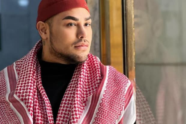 Tak Hanya Bangun Masjid di Uganda, Ivan Gunawan Juga Beri Imam Gaji: Niat karena Allah Tak Hanya Bangun Masjid di Uganda, Ivan Gunawan Juga Beri Imam Gaji: Niat karena Allah