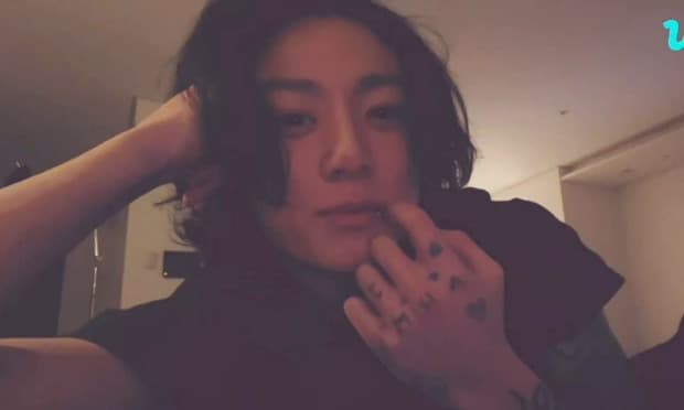 7 Fakta Jung-Kook BTS Weverse dan IG Live: Playlist Lagu Karaoke, Jam Lahir, hingga Tato 7 Fakta Jung-Kook BTS Weverse dan IG Live: Playlist Lagu Karaoke, Jam Lahir, hingga Tato