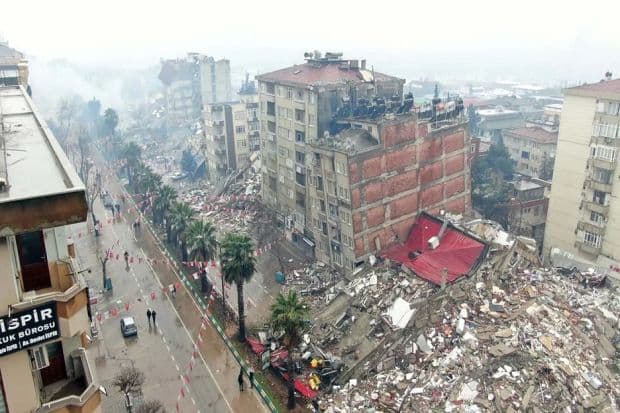 KBRI Ankara Bentuk 4 Tim Evakuasi 104 WNI Korban Gempa Dahsyat Turki