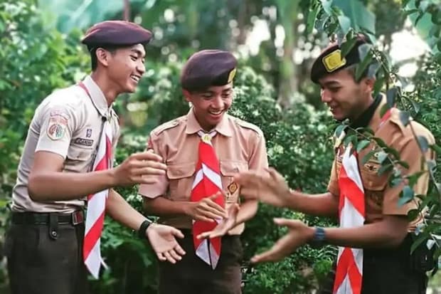 Dasa Darma Pramuka: Pengertian, Isi, dan Fungsinya Dasa Darma Pramuka: Pengertian, Isi, dan Fungsinya