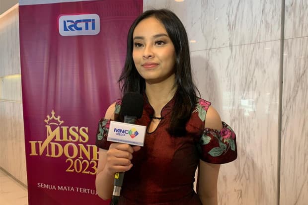 Cindy Edgina Ginting Tak Mau Lewatkan Kesempatan Ikut Miss Indonesia 2023 meski Usia Masih Muda Cindy Edgina Ginting Tak Mau Lewatkan Kesempatan Ikut Miss Indonesia 2023 meski Usia Masih Muda
