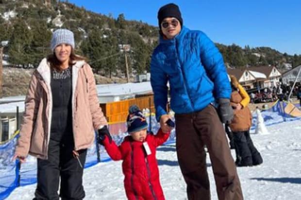 Profil Desita Ulina: Wanita Hebat di Balik Sukses Jeka Saragih hingga Dikontrak UFC Profil Desita Ulina: Wanita Hebat di Balik Sukses Jeka Saragih hingga Dikontrak UFC