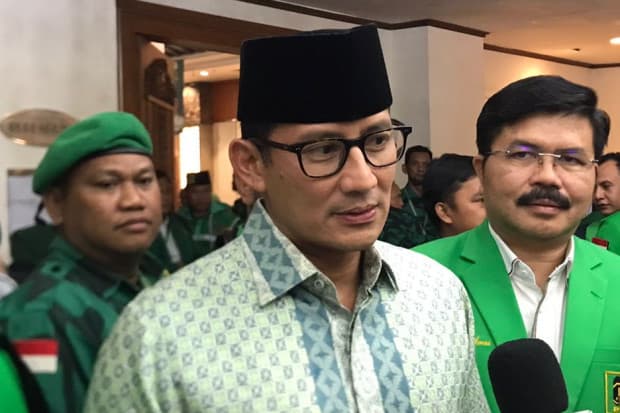 Menparekraf Sandiaga Uno Dukung UMKM Kembangkan Peluang Melalui Kemasan yang Unik Menparekraf Sandiaga Uno Dukung UMKM Kembangkan Peluang Melalui Kemasan yang Unik