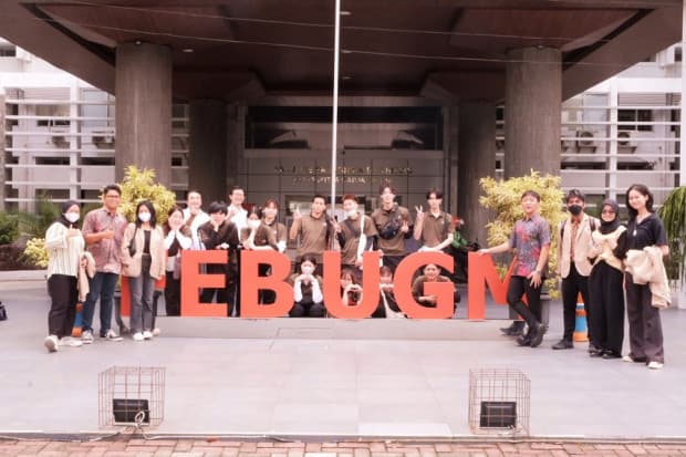 Lestarikan Tenun Lurik, Hiroshima University dan UGM Gelar IICP Lestarikan Tenun Lurik, Hiroshima University dan UGM Gelar IICP