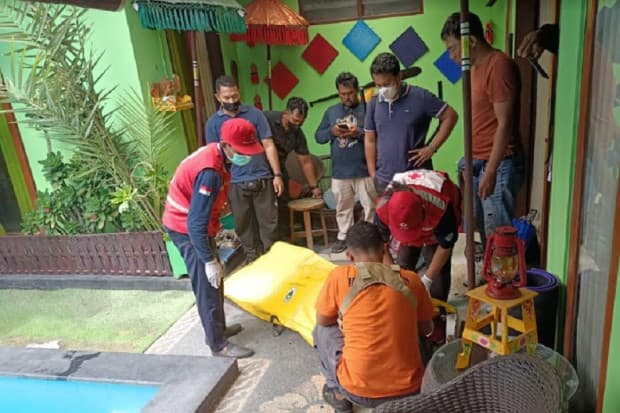 Bule Australia Tewas di Vila Bali, Ada Luka Sayat di Pergelangan Tangan Bule Australia Tewas di Vila Bali, Ada Luka Sayat di Pergelangan Tangan