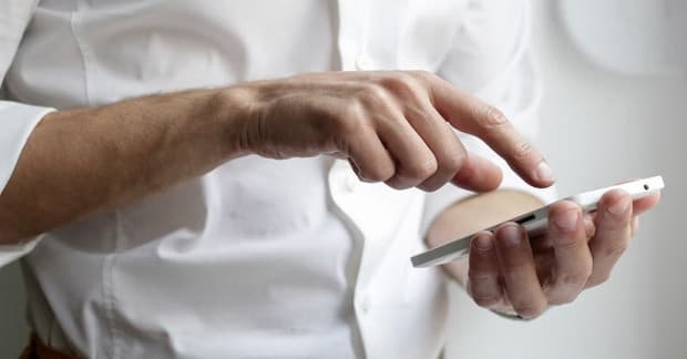 5 Cara Mengatasi HP Realme Restart Terus Menerus, Gampang Banget! 5 Cara Mengatasi HP Realme Restart Terus Menerus, Gampang Banget!