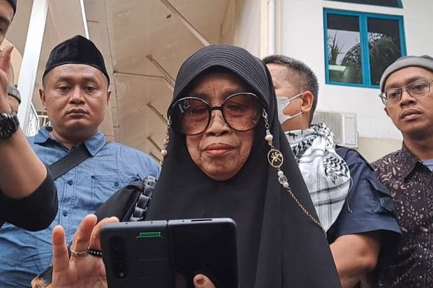 Umi Yuni Menikah dengan Abah Agam, Ibu Ustaz Arifin Ilham: Hancur Hati Mamah Umi Yuni Menikah dengan Abah Agam, Ibu Ustaz Arifin Ilham: Hancur Hati Mamah