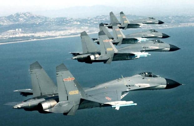 Spesifikasi Jet Tempur Shenyang J-11 China, Dibuat Berdasarkan Desain Sukhoi Su-27 Flanker Spesifikasi Jet Tempur Shenyang J-11 China, Dibuat Berdasarkan Desain Sukhoi Su-27 Flanker