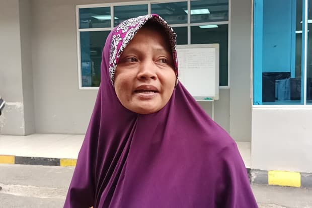 Kisah Guru SDN Rawabadak Cari 3 Murid yang Hilang di Lokasi Kebakaran Depo Pertamina Plumpang Kisah Guru SDN Rawabadak Cari 3 Murid yang Hilang di Lokasi Kebakaran Depo Pertamina Plumpang