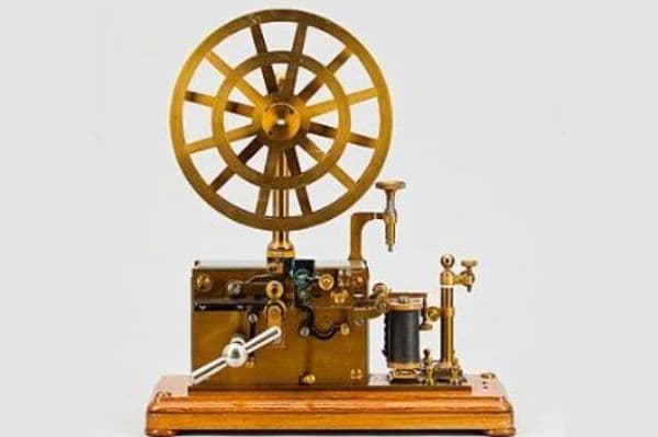 Siapakah Penemu Kode Morse dan Alat Telegraf? Ini Jawabannya Siapakah Penemu Kode Morse dan Alat Telegraf? Ini Jawabannya