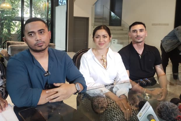 Jessica Iskandar Buka Pintu Damai usai Steven Jadi Tersangka Penipuan, Ini Syaratnya Jessica Iskandar Buka Pintu Damai usai Steven Jadi Tersangka Penipuan, Ini Syaratnya