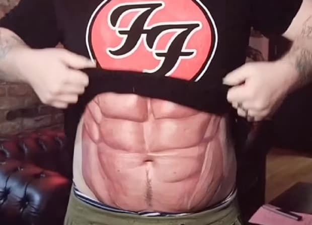 Pria Ini Miliki Perut Six-Pack Hanya dalam 2 Hari, Begini Rahasianya Pria Ini Miliki Perut Six-Pack Hanya dalam 2 Hari, Begini Rahasianya