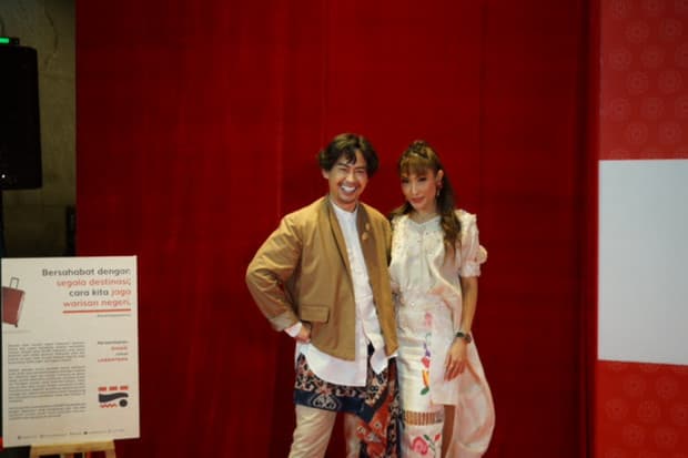 Usai Mimpi Jatuh dari Helikopter, Ayu Dewi Alami Hal Ini Usai Mimpi Jatuh dari Helikopter, Ayu Dewi Alami Hal Ini