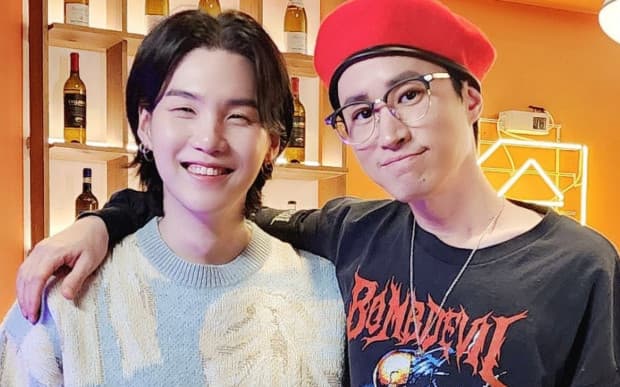 Bikin Gemes, Suga BTS Bantu Anak Tablo Epik High Kerjakan PR Bikin Gemes, Suga BTS Bantu Anak Tablo Epik High Kerjakan PR