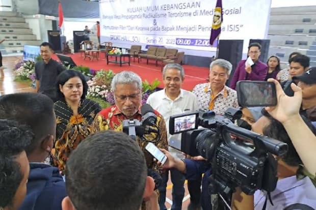 Kadensus 88 Antiteror: Kelompok Teror Gunakan Algoritma Medsos untuk Propaganda dan Perekrutan Kadensus 88 Antiteror: Kelompok Teror Gunakan Algoritma Medsos untuk Propaganda dan Perekrutan