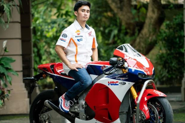 Alshad Ahmad Nikahi Nissa Asyifa dengan Mahar Uang Rp3 Juta Alshad Ahmad Nikahi Nissa Asyifa dengan Mahar Uang Rp3 Juta