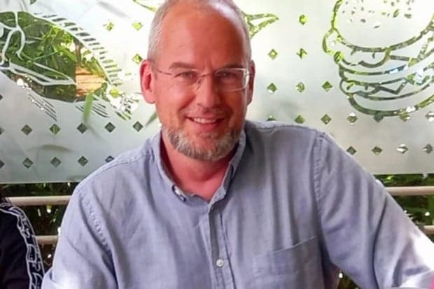 Profil Arnoud van Doorn, Petinggi Partai Anti-Islam yang Jadi Mualaf Profil Arnoud van Doorn, Petinggi Partai Anti-Islam yang Jadi Mualaf