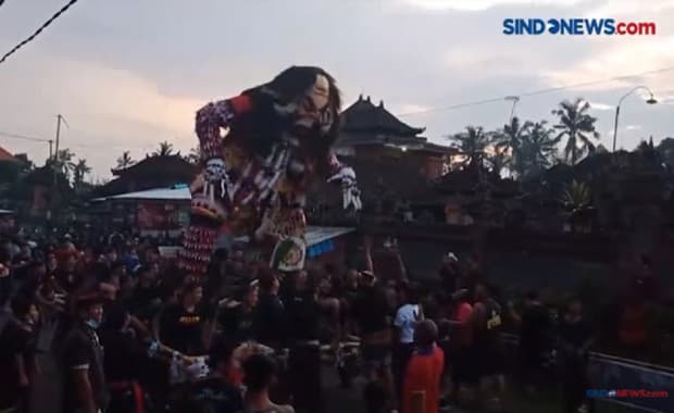 Ogoh-ogoh, Raksasa Perwujudan Makhluk Halus Beraura Negatif yang Diarak Jelang Nyepi Ogoh-ogoh, Raksasa Perwujudan Makhluk Halus Beraura Negatif yang Diarak Jelang Nyepi