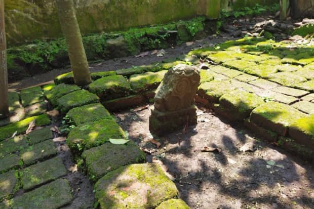 Kisah Makam Pengikut Kerajaan Majapahit di Kompleks Pemakaman Islam Ki Ageng Gribig Kisah Makam Pengikut Kerajaan Majapahit di Kompleks Pemakaman Islam Ki Ageng Gribig