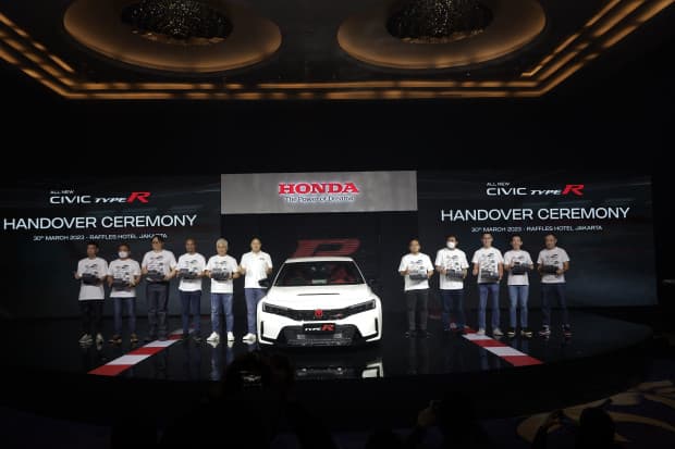 8 Fakta All New Honda Civic Type R, Mobil Honda Termahal dan Tercepat di Indonesia 8 Fakta All New Honda Civic Type R, Mobil Honda Termahal dan Tercepat di Indonesia