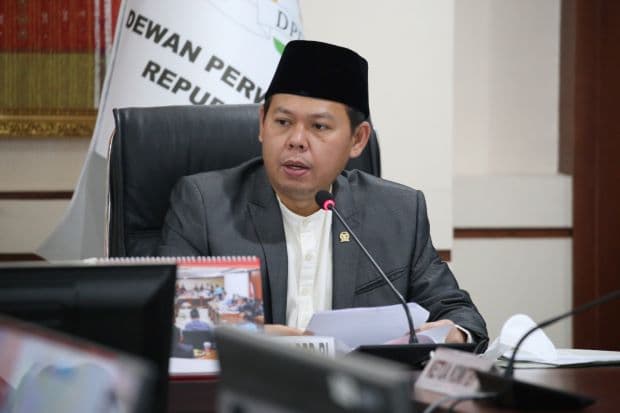 Sebut Ada Upaya Politisasi Isu Intoleransi Menjelang Pemilu, Sultan Minta Pemda dan Masyarakat Waspada Sebut Ada Upaya Politisasi Isu Intoleransi Menjelang Pemilu, Sultan Minta Pemda dan Masyarakat Waspada