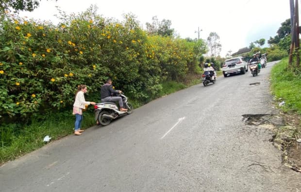 Tanjakan Naga, Jalur Alternatif ke Lembang yang Kerap Menyulitkan Wisatawan Tanjakan Naga, Jalur Alternatif ke Lembang yang Kerap Menyulitkan Wisatawan
