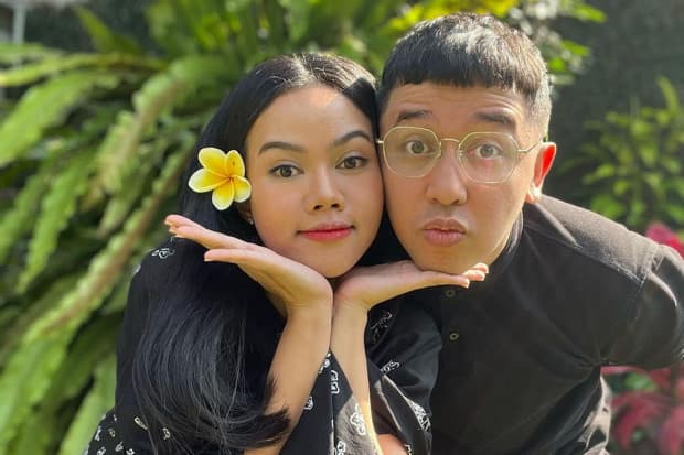 Yura Yunita Akui Sudah Biasa Bikin Konten Spesial Lebaran sejak Usia 3 Tahun Yura Yunita Akui Sudah Biasa Bikin Konten Spesial Lebaran sejak Usia 3 Tahun